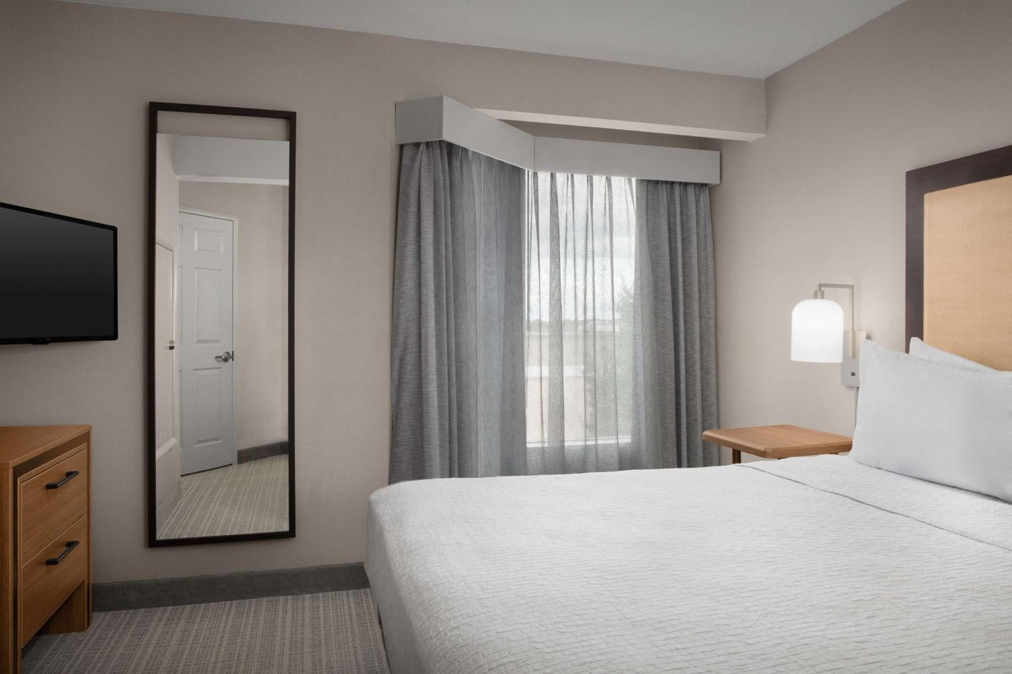 โฮมวูด สวีท บายฮิลตัน อเล็กซานเดรีย โฮเต็ล Hotel ภายนอก รูปภาพ
